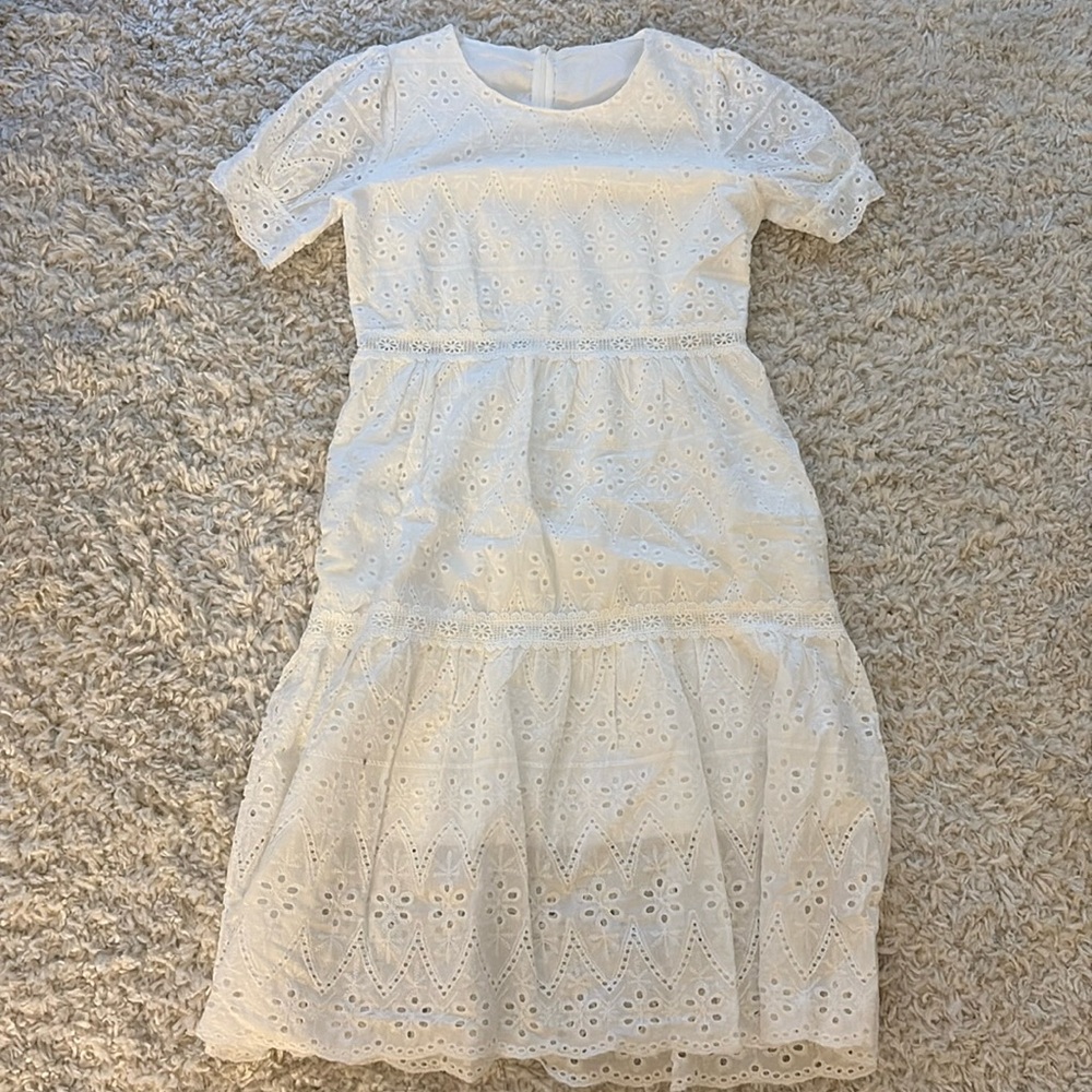 Short Sleeve White Dress Size Small No Tags
